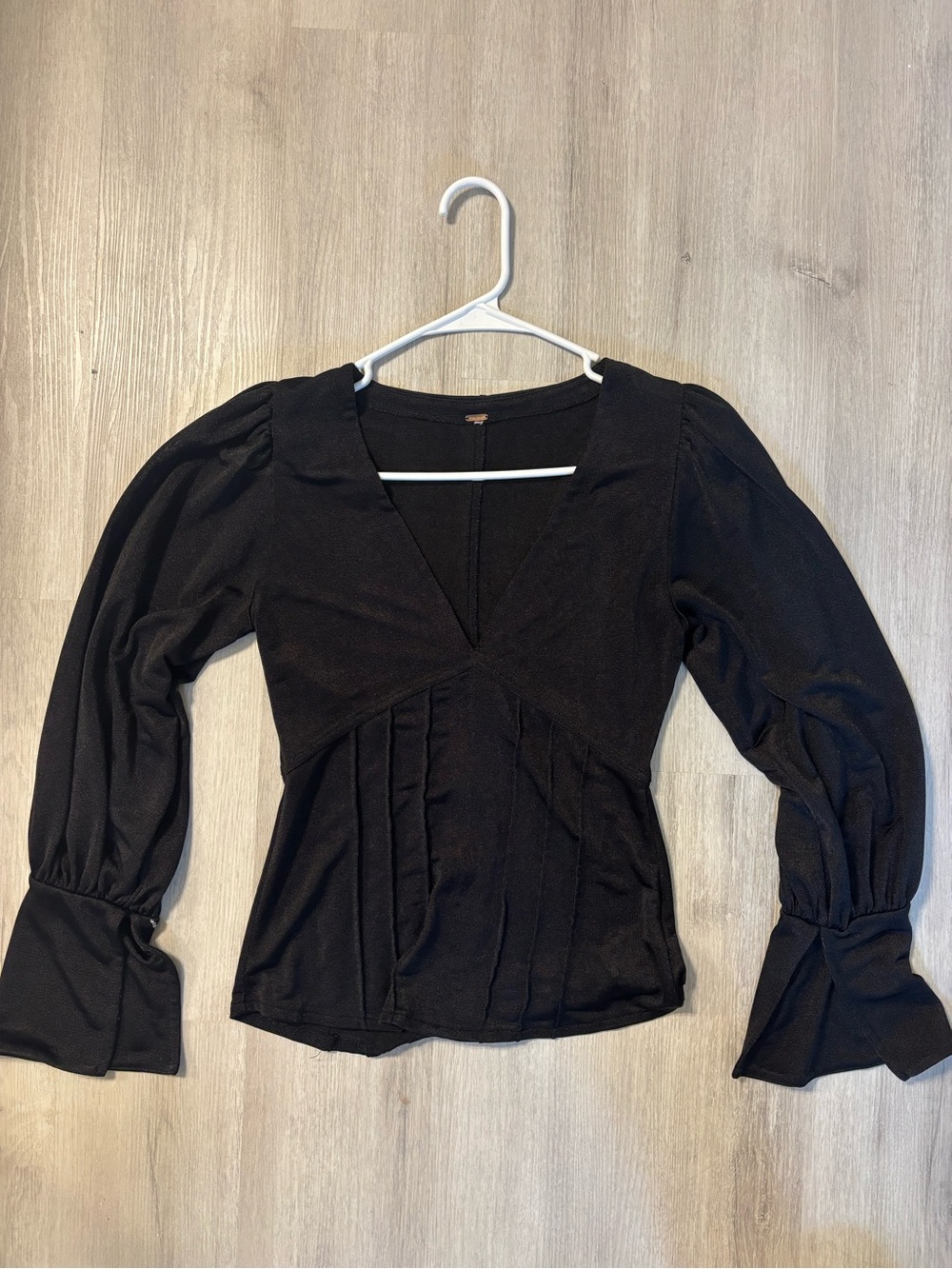 Free people V-Neck Long Sleeve Puff Blouse
